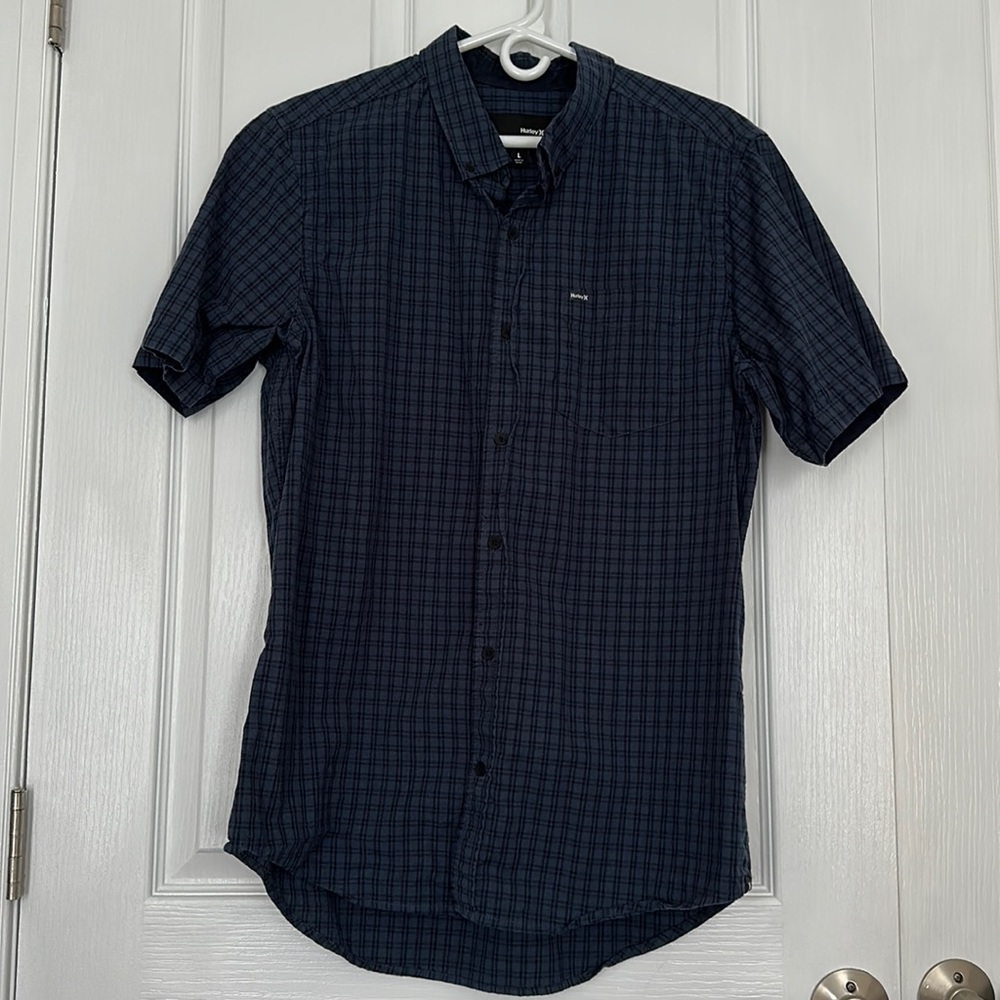 Hurley button down shirt Size Large